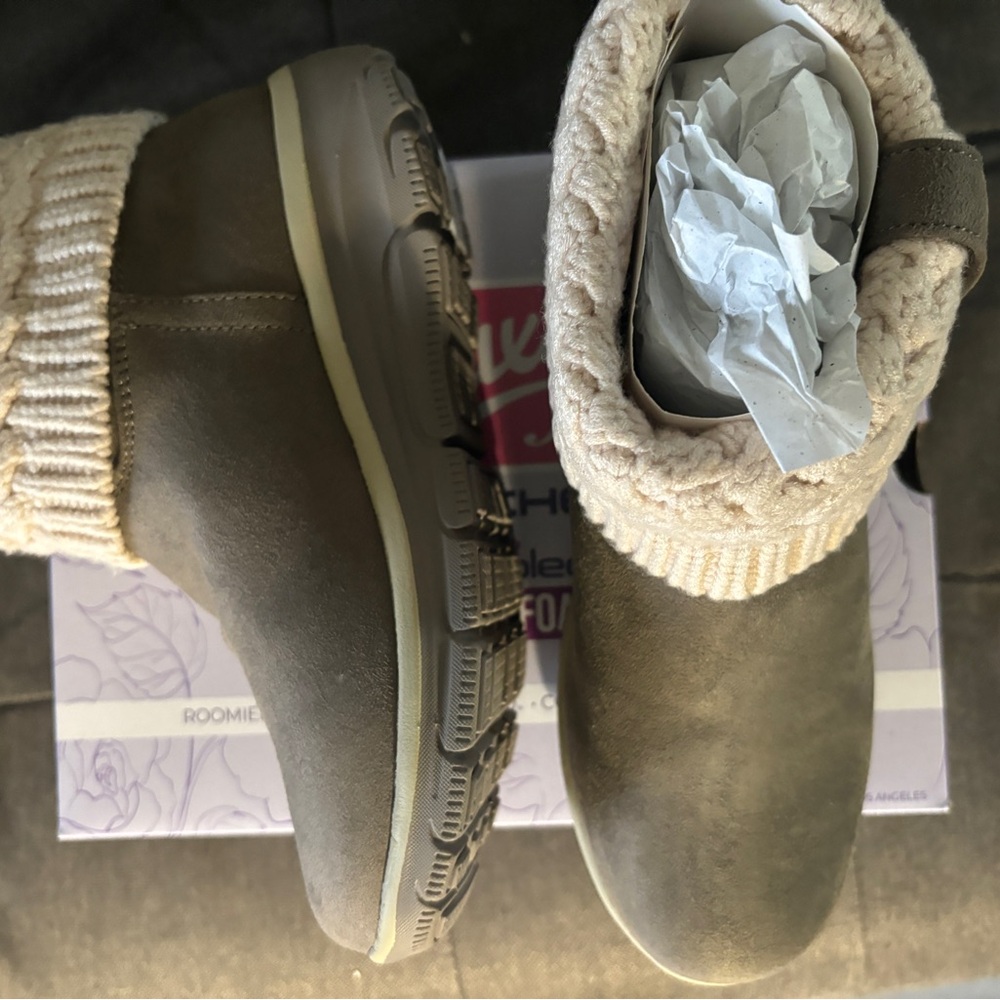 Brand new skechers boots.
